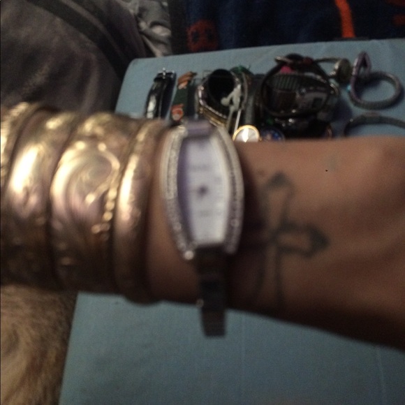 Final Price drop Delta Burke Crystal watch - Picture 7 of 7